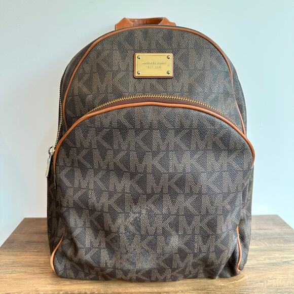 Michael Kors Monogram Brown Leather Gold Hardware Multi Pocket Backpack - Picture 1 of 11